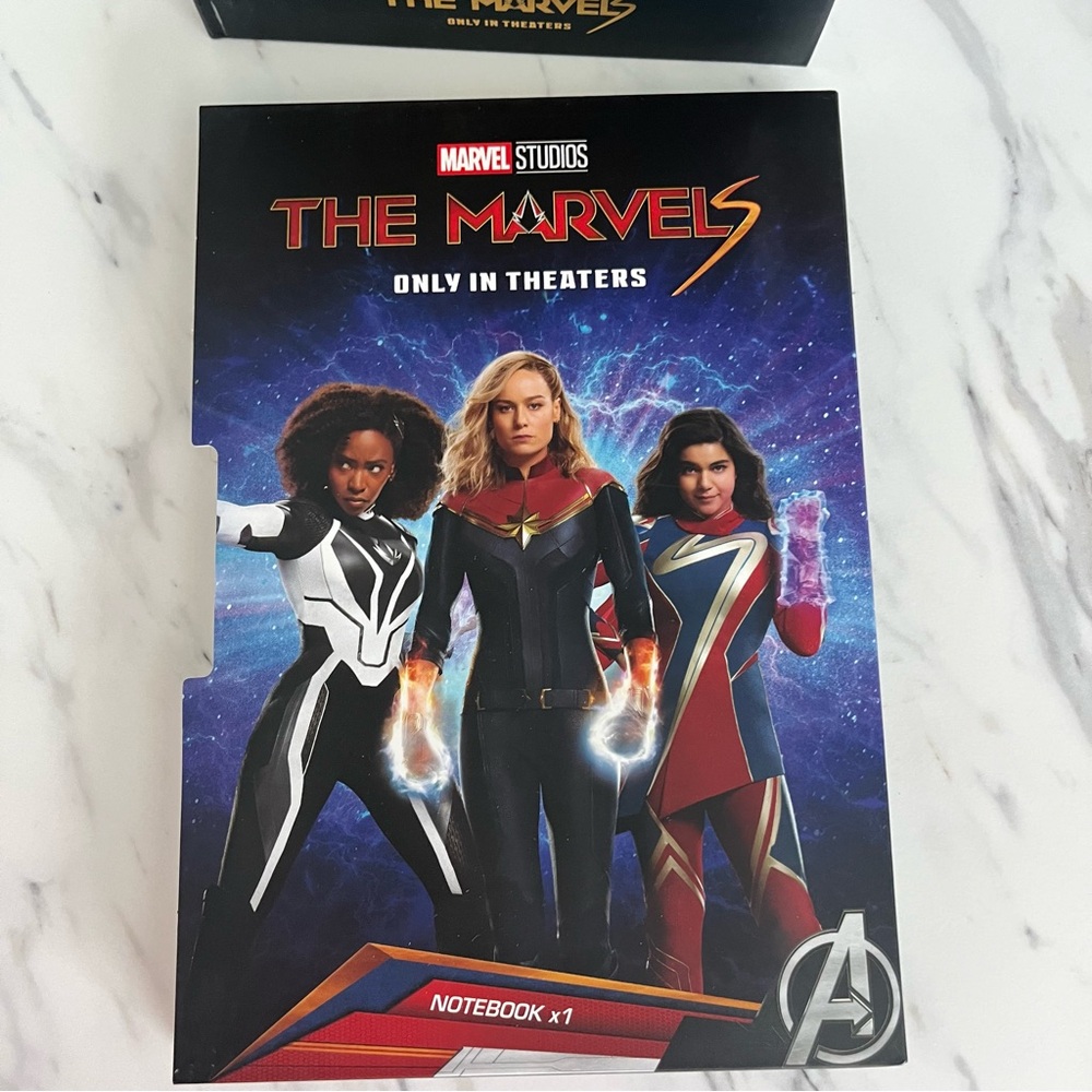 The Marvels Notebook - Picture 4 of 10